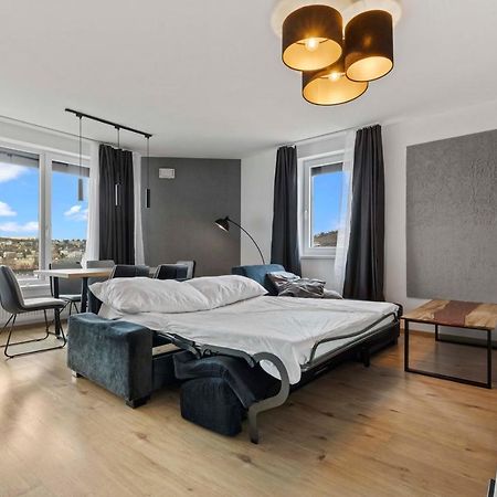 Ferienwohnung Lam Premiere - Ac - Awesome View In Pressburg Exterior foto