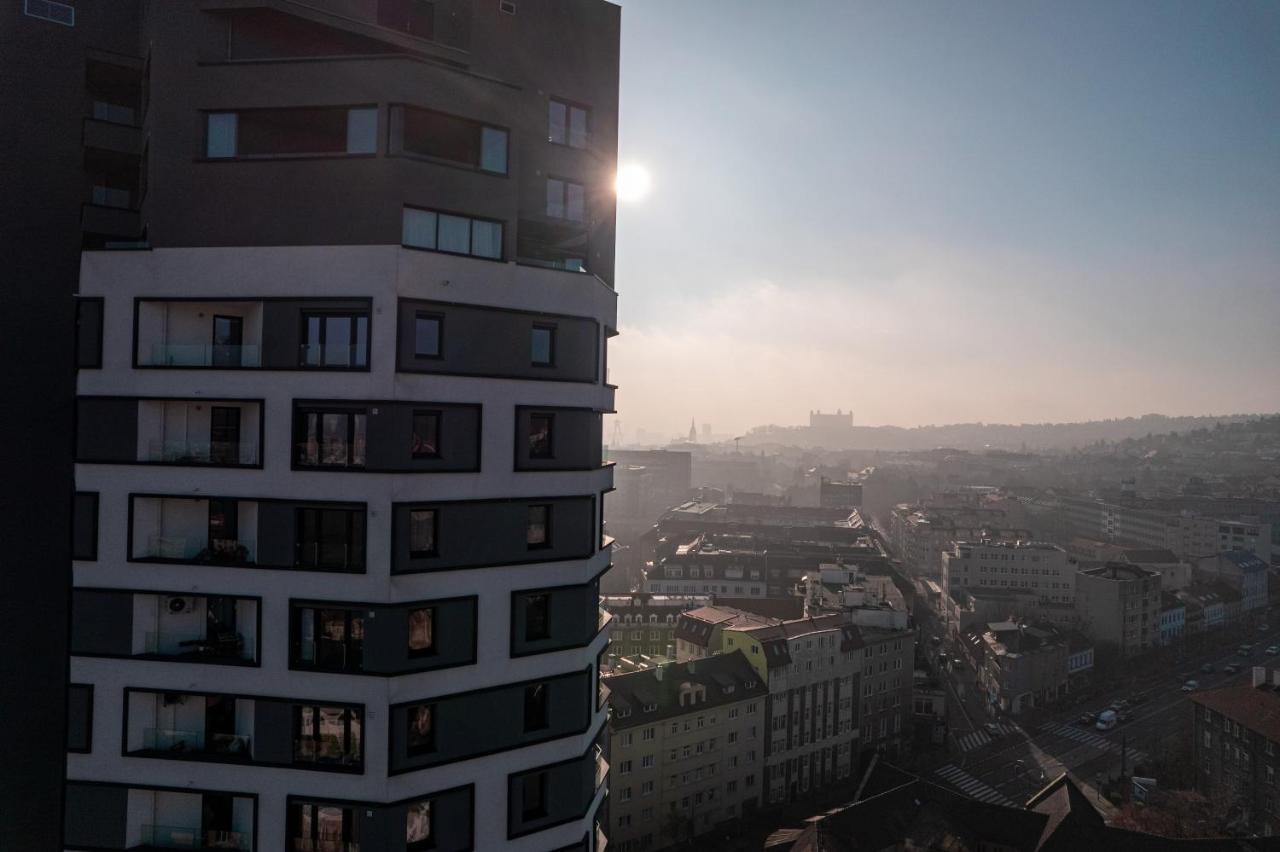 Ferienwohnung Lam Premiere - Ac - Awesome View In Pressburg Exterior foto