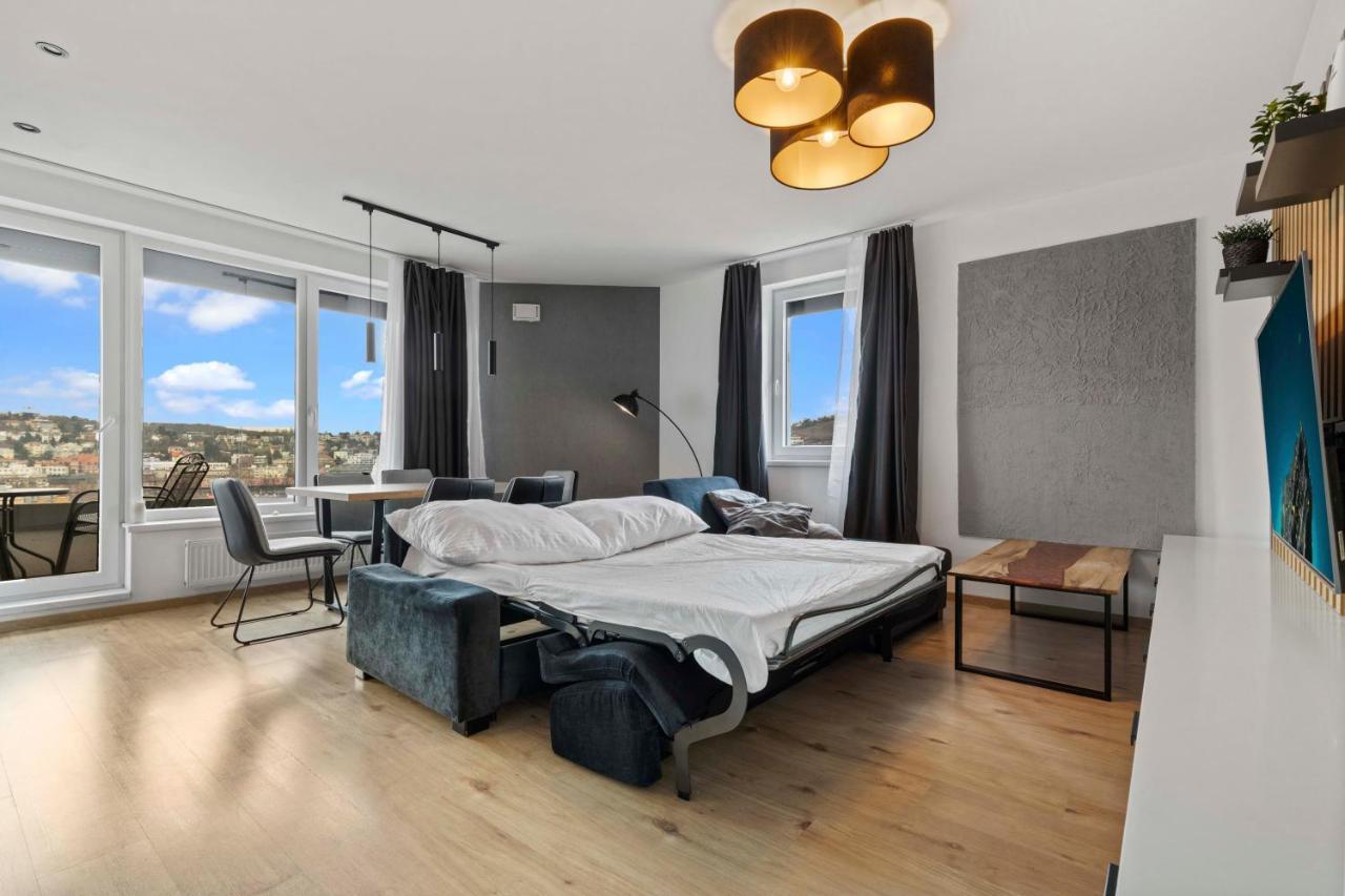 Ferienwohnung Lam Premiere - Ac - Awesome View In Pressburg Exterior foto