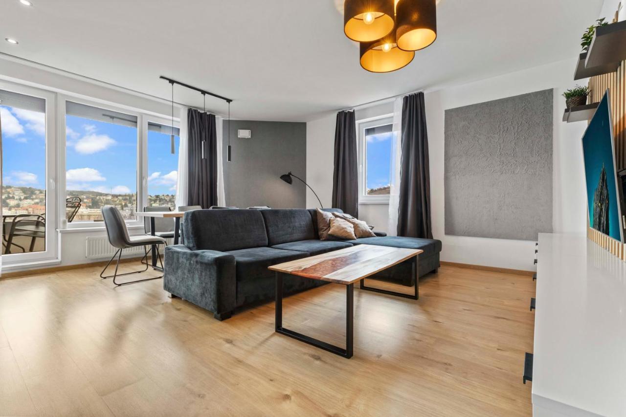 Ferienwohnung Lam Premiere - Ac - Awesome View In Pressburg Exterior foto