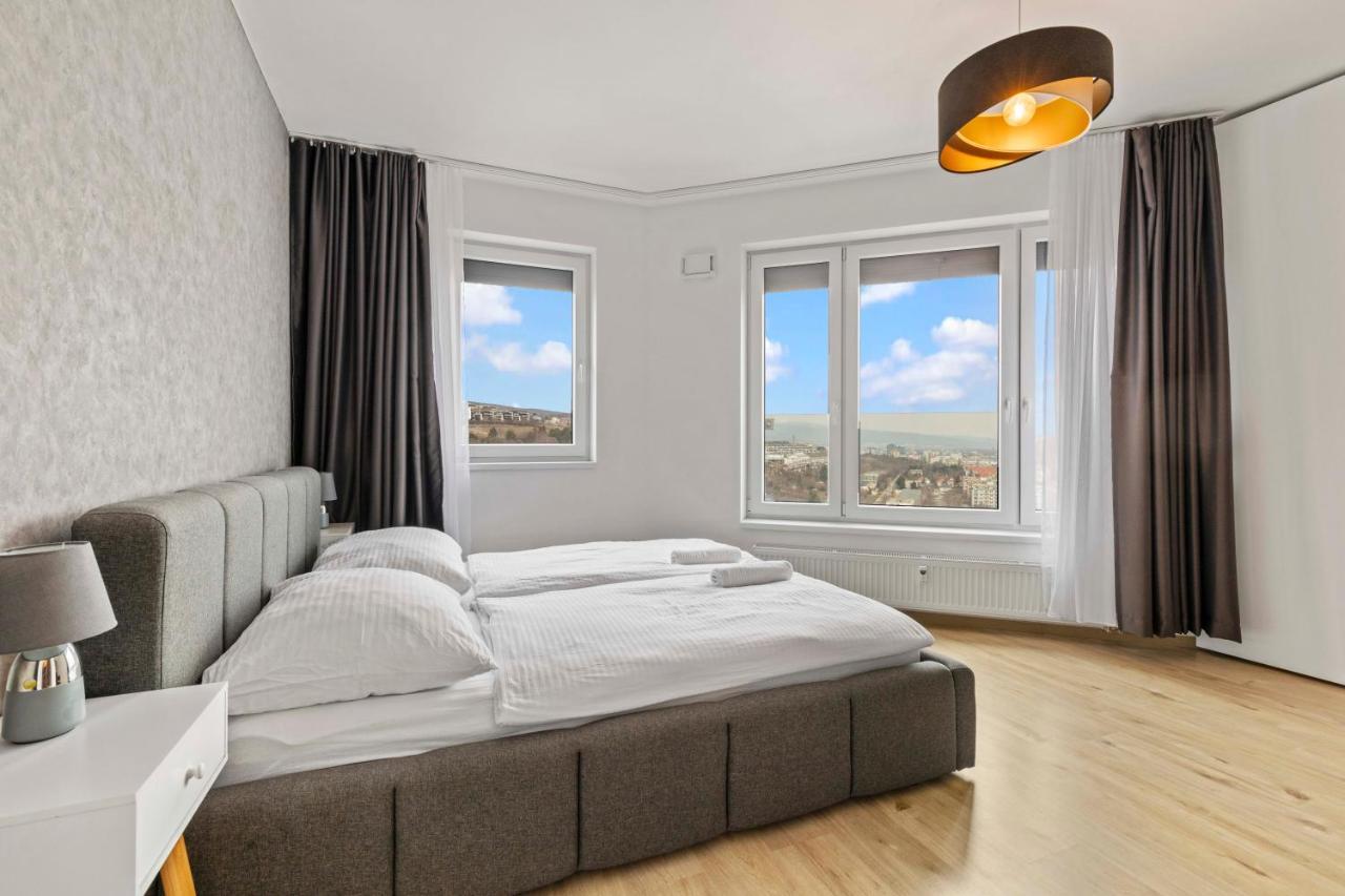 Ferienwohnung Lam Premiere - Ac - Awesome View In Pressburg Exterior foto